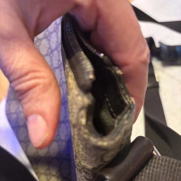 Gucci Beige and Brown GG Pattern Messenger Bag - Picture 11 of 17